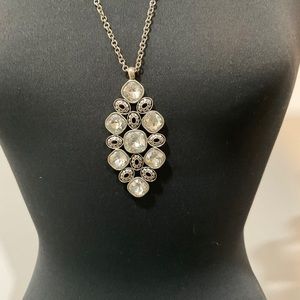 🌻Long necklace w/ pendent